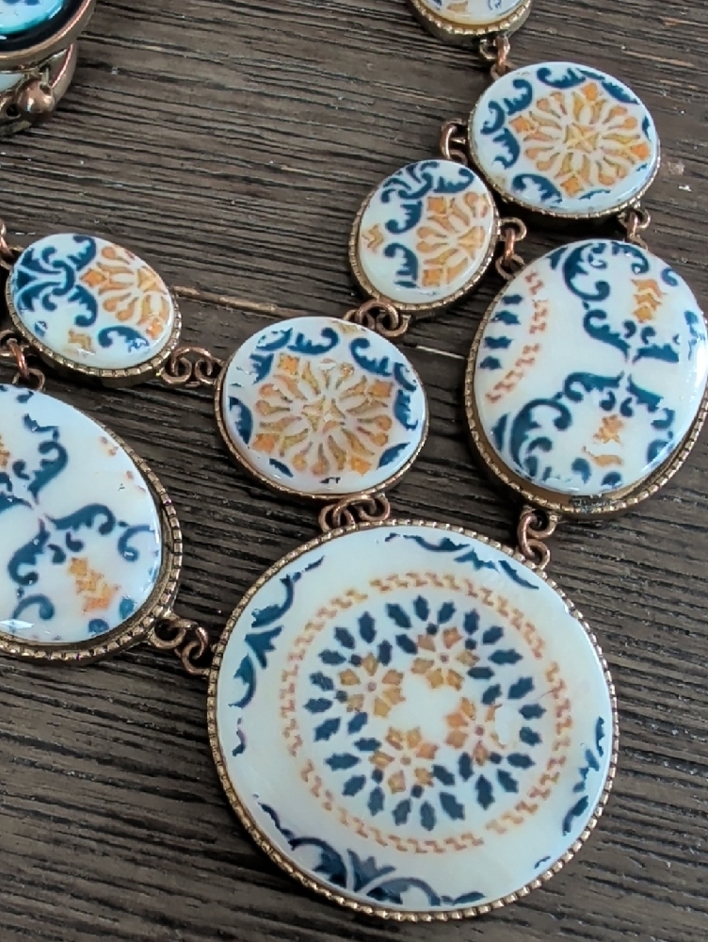 Ruby Rd. Ceramic-Inspired Statement Necklace - Picture 2 of 3